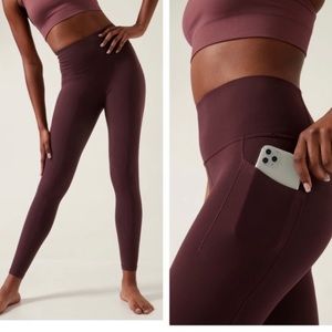 Athleta salutation stash leggings